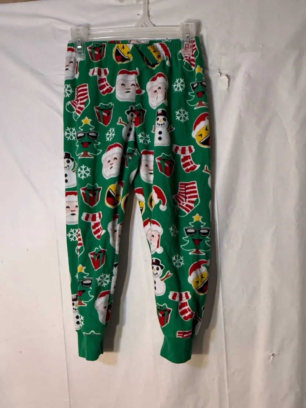 The children’s place Christmas Santa Claus boys pajamas size 5/6